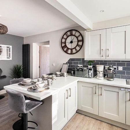 Luxury House 4 Ensuite Bedrooms, Free Parking ,Wifi 牛津 外观 照片