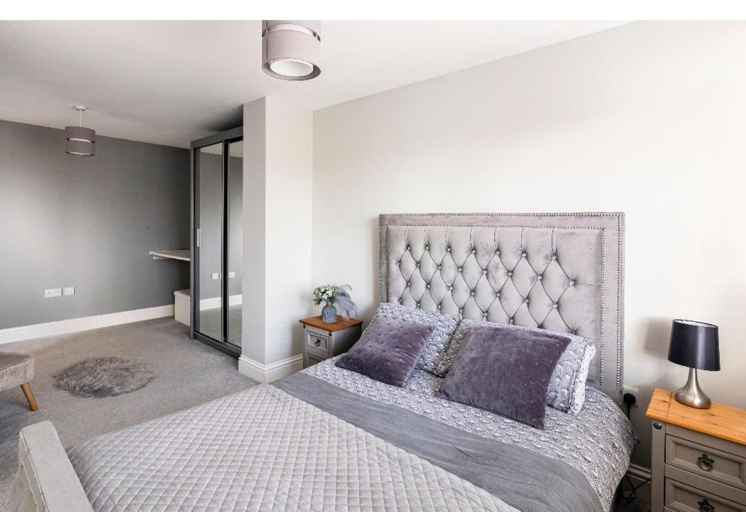 Luxury House 4 Ensuite Bedrooms, Free Parking ,Wifi 牛津 外观 照片