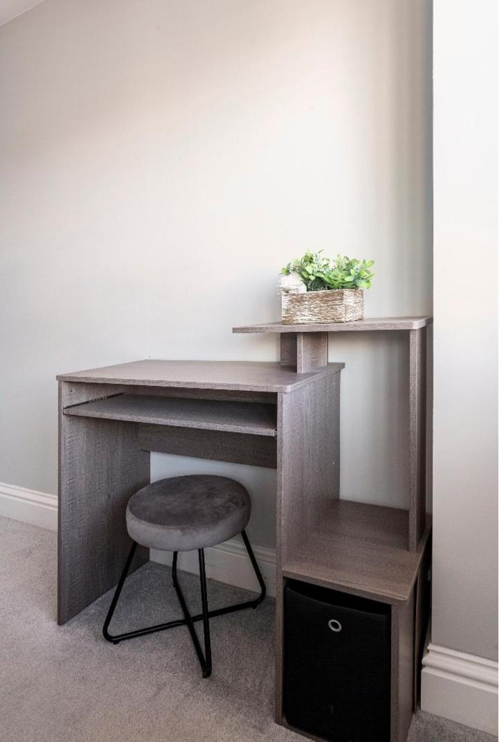 Luxury House 4 Ensuite Bedrooms, Free Parking ,Wifi 牛津 外观 照片