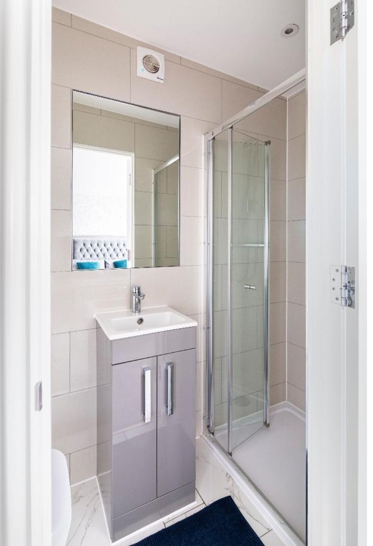 Luxury House 4 Ensuite Bedrooms, Free Parking ,Wifi 牛津 外观 照片